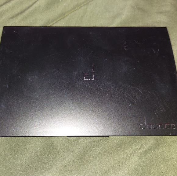 NEW Doucce Freematic Bronze  Highlight Palette DEEP In Goddess W/ Brush & MIRROR - Picture 3 of 5